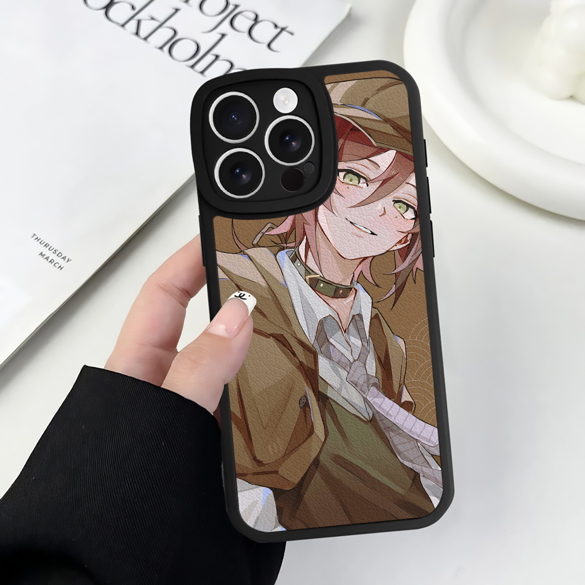 （画像用） 文豪ストレイドッグス Bungo Stray Dogs 【iPhone 16シリーズ対応】シリコンスマホケース（レザー調） 材質：シリコン